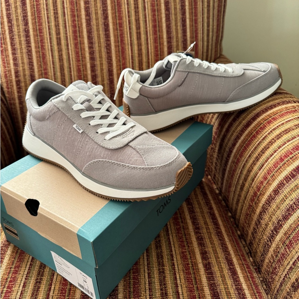 TOMS Wyndon Grey Jogger Sneaker